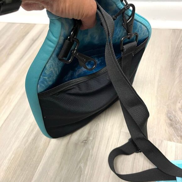 SunNordic Pickleball Blue Paddle Sleeve Case - Picture 4 of 7